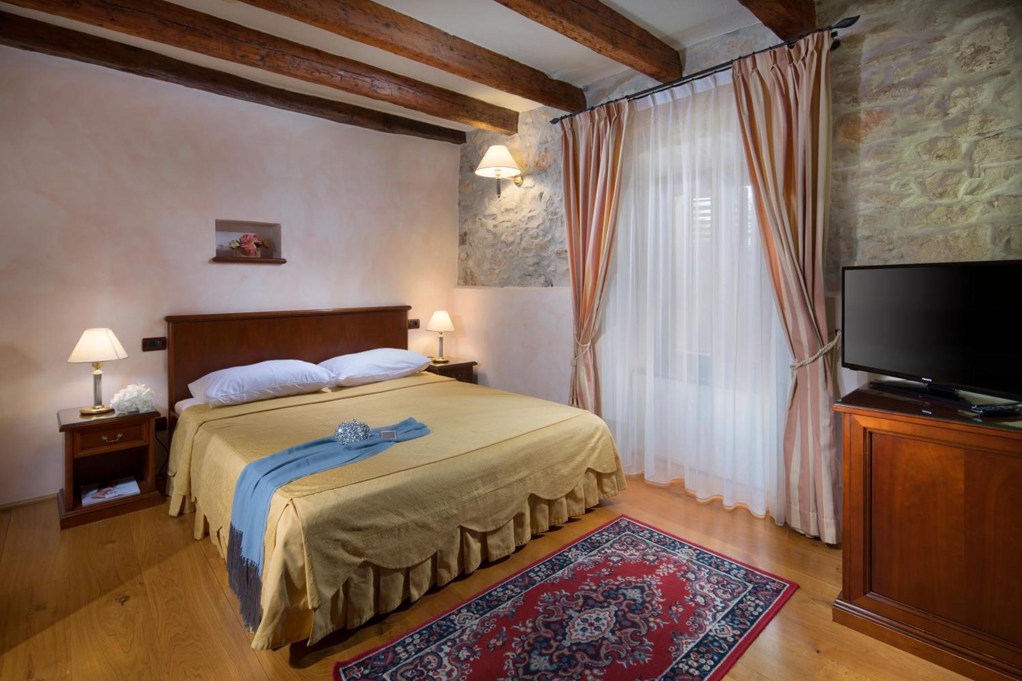 ברטוניגלה Heritage Hotel San Rocco מראה חיצוני תמונה