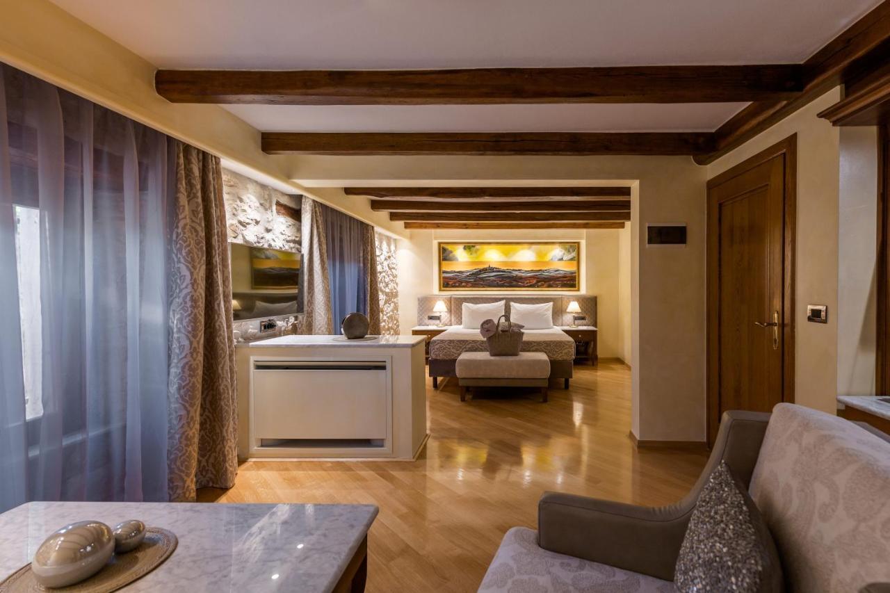 ברטוניגלה Heritage Hotel San Rocco מראה חיצוני תמונה